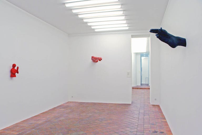 Serene Showroom in Le Marais - Image 3