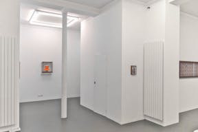 Serene Showroom in Le Marais - Image 4