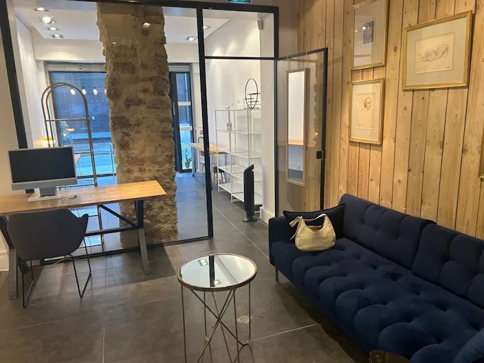 Un espace pop-up parfait dans une jolie rue commerçante  - Image 1