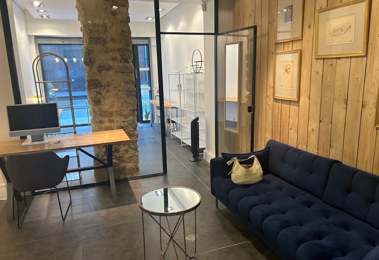 Un espace pop-up parfait dans une jolie rue commerçante - Image 1