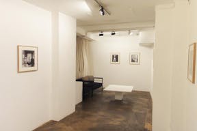 Pop-Up Store in Vibrant Marais - Image 4