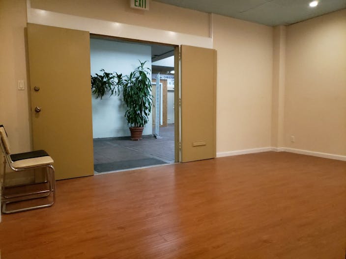 Chinatown Pop Up Space - Image 1