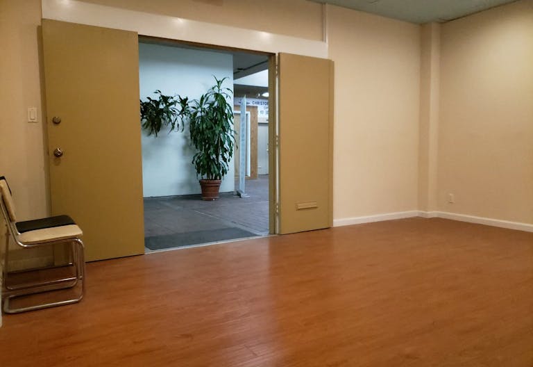 Chinatown Pop Up Space - Image 1