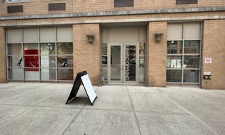 Spacious and Bright Chelsea Art Gallery by the High Line with Two Rooms - Image 4