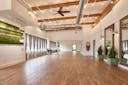 RUSTIC SPACIOUS LOFT STUDIO WITH MOUNTAIN VIEWS
