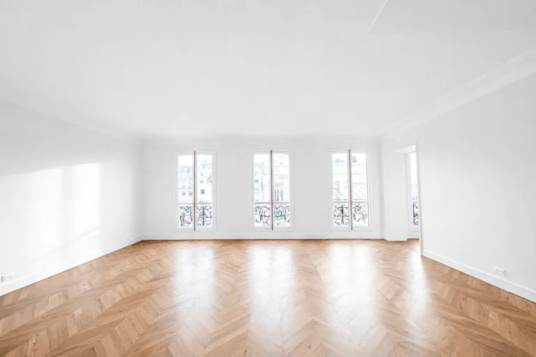 APPARTEMENT DE RECEPTION VUE ARC DE TRIOMPHE  - Image 3