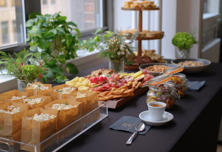 Meeting Room Fifth Ave - Image 4