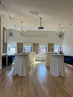 Modern Penthouse Showroom in SoHo - Image 5
