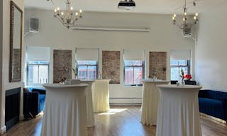 Modern Penthouse Showroom in SoHo - Image 5