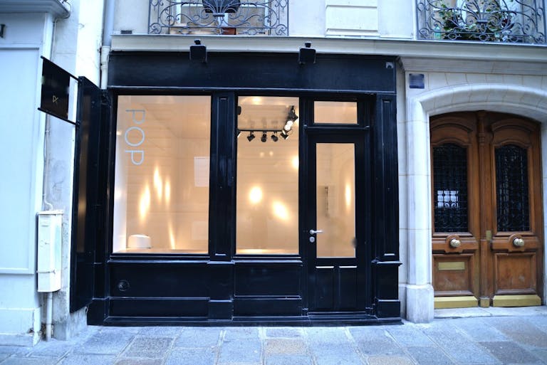 Art Gallery in the heart of Saint-Germain-des-Pr�s - Image 0