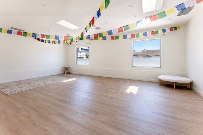 Versatile Space Rental in Beverly Hills - Image 3