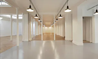 Premium Space In R�publique - Image 20