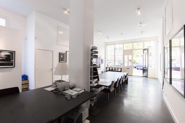 Beautiful Art Gallery in Jordaan - Image 3