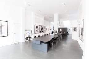 Beautiful Art Gallery in Jordaan - Image 4