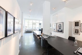 Beautiful Art Gallery in Jordaan - Image 5