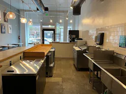 Old Town Pasadena Modern Industrial Eatery & Wine Bar - Image 3