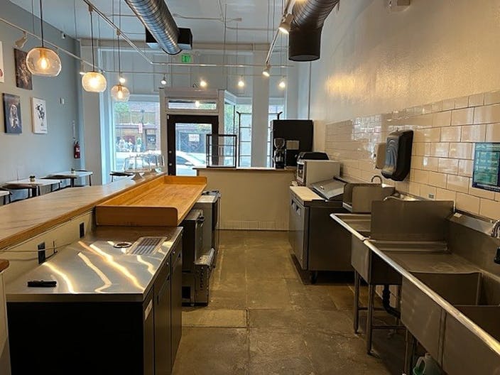 Old Town Pasadena Modern Industrial Eatery & Wine Bar - Image 3