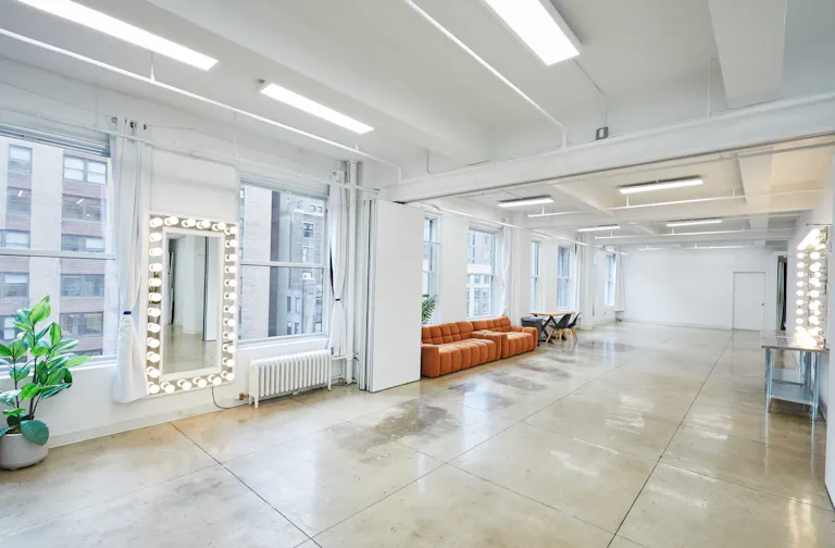 14AB Manhattan Showroom PopUp Event Rental Space 2,000 sq. ft - Image 3