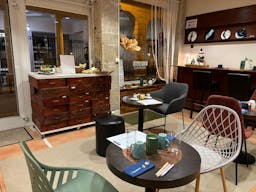 Quaint Parisian Studio Gallery - Image 11