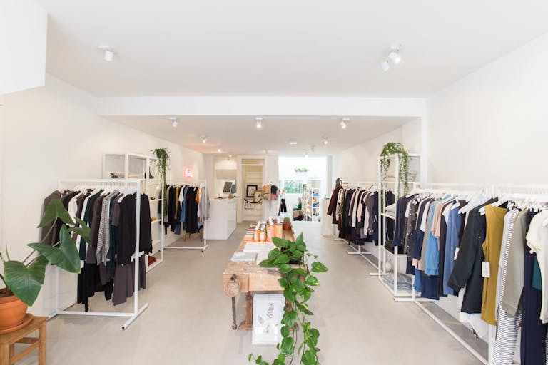 Bright Pop-Up Store in the Center - Image 0