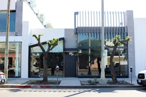 Classic Retail Space on Prime Melrose Avenue - Image 0