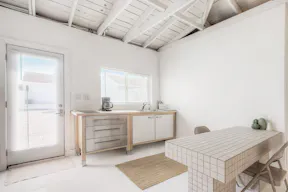 Creative Space in Tarzana - Image 9