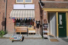 Homey Apartment in Up-and-Coming Noord - Image 0