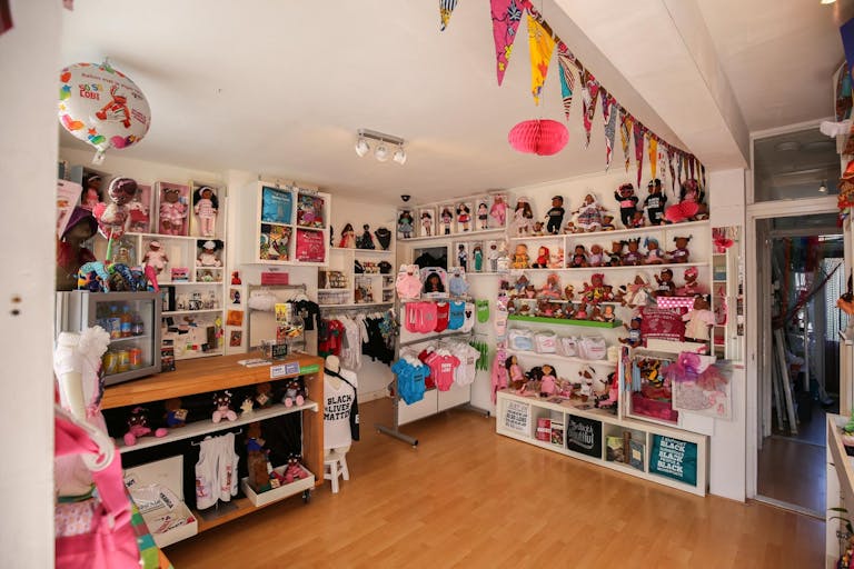 Homey Apartment in Up-and-Coming Noord - Image 1