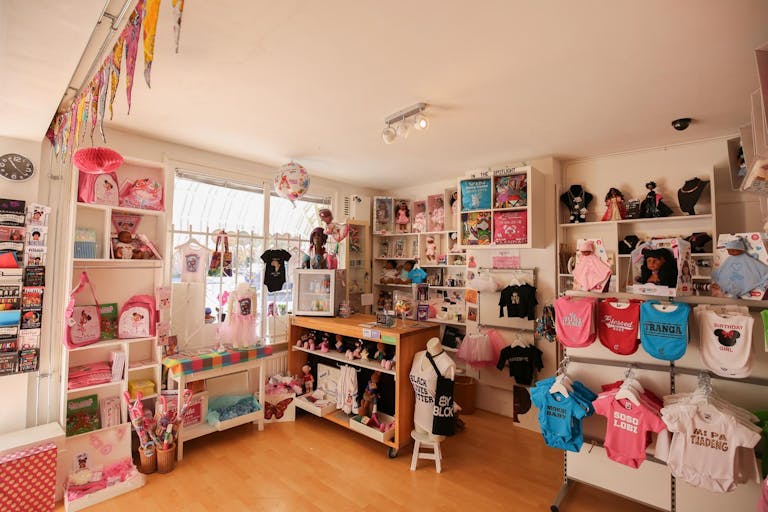 Homey Apartment in Up-and-Coming Noord - Image 3