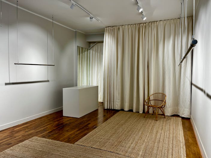 Magnifique Showroom rue Saint-Claude dans le Marais - Image 0