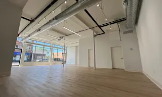 Minimal & Versatile White Wall Gallery Storefront perfect for Art Exhibitions, Pop-Up Shops, and Events - Image 1