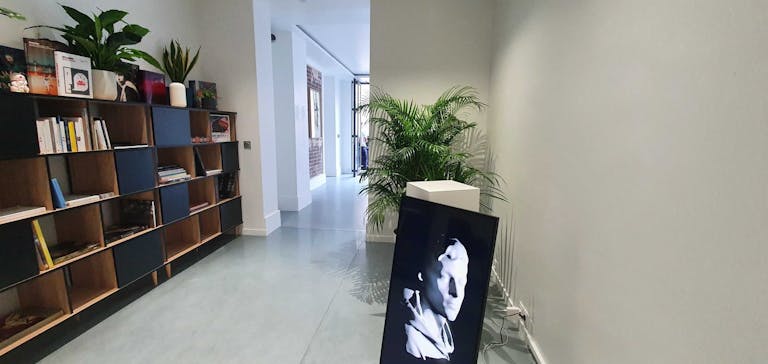 Gallery Space for Rent - Paris 3rd arrondissement - Image 1