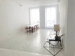 Elegant Espace minimaliste dans un Bâtiment Historique, Palais-Royal/ Louvre - Image 7