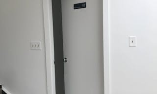 Creative Space | Pop-Up Venue | White Box Studio on Newbury Street! - Image 9