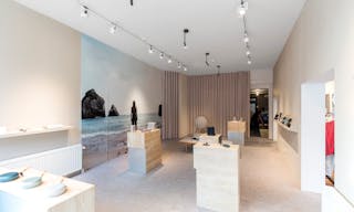 Pop-Up Store Next to Westerkerk - Image 1