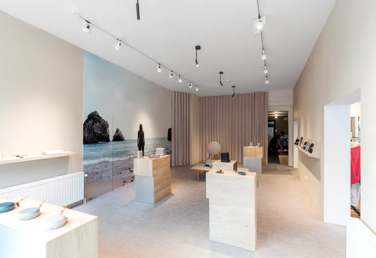 Pop-Up Store Next to Westerkerk - Image 1
