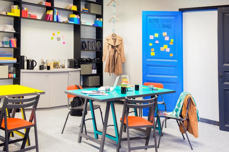 Vibrant Work Space in Up and Coming Noord - Image 2