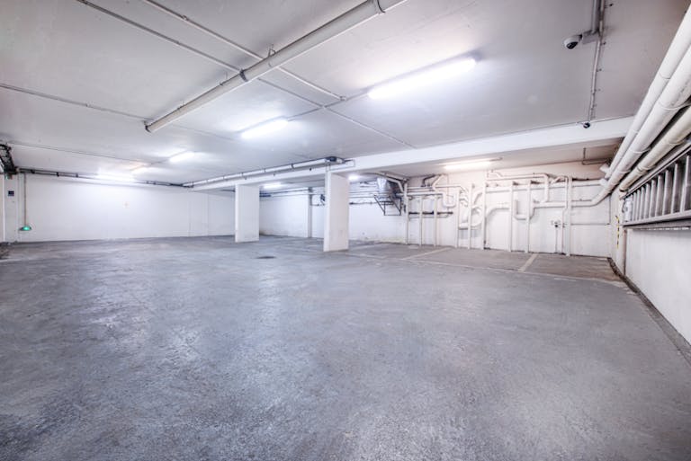 Parking de L'Arc I Exhibition - Fashion Show - Advertising - Entertainment - Image 4