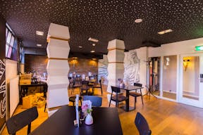 Modern Bar in the Central Grachtengortdel Area of Amsterdam - Image 1