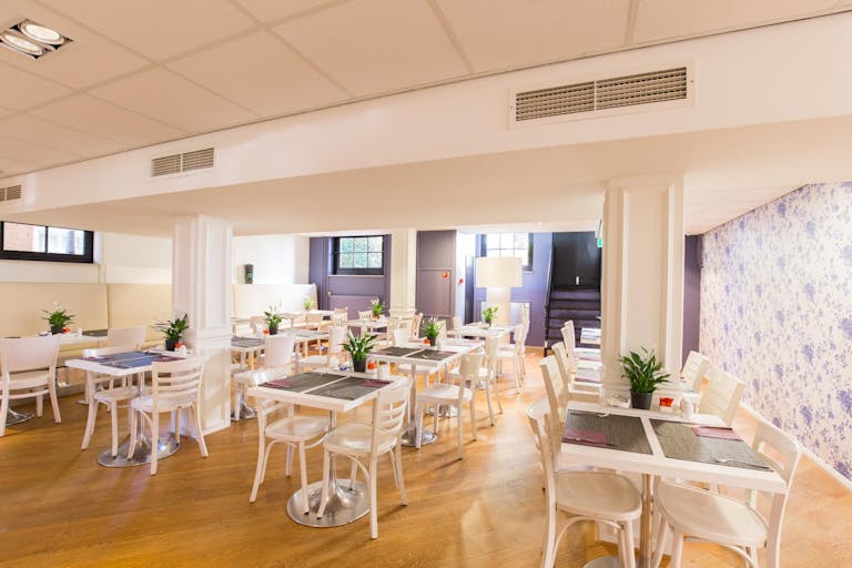 Modern Renovated Space in a Classic Amsterdam Building - Image 0