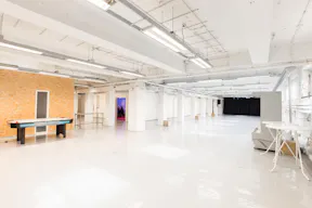Spacious Warehouse in Noord - Image 1
