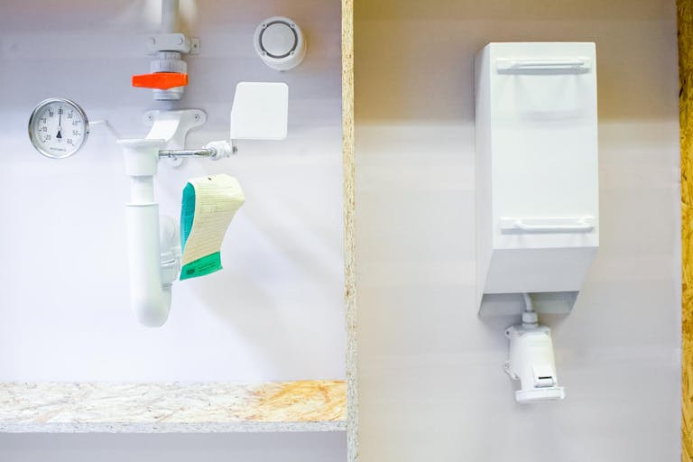 Unique Space Directly Across from Central Station - Image 2