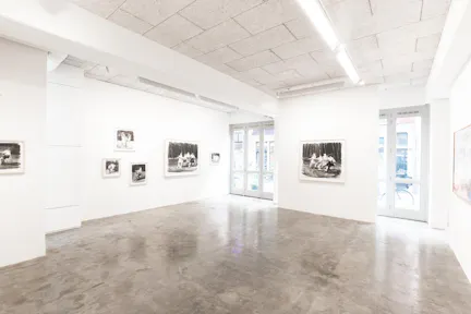 Spacious Showroom in The Center - Image 0
