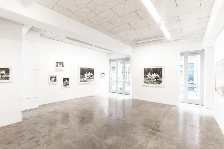Spacious Showroom in The Center - Image 0