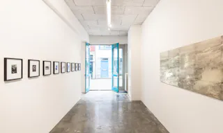 Spacious Showroom in The Center - Image 4