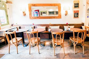 Cozy Cafe on the Famous Amsterdam Canals - Image 3