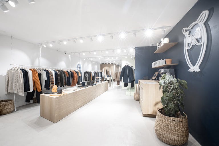 Boutique - Showroom Le Marais Rue du Temple - Image 3
