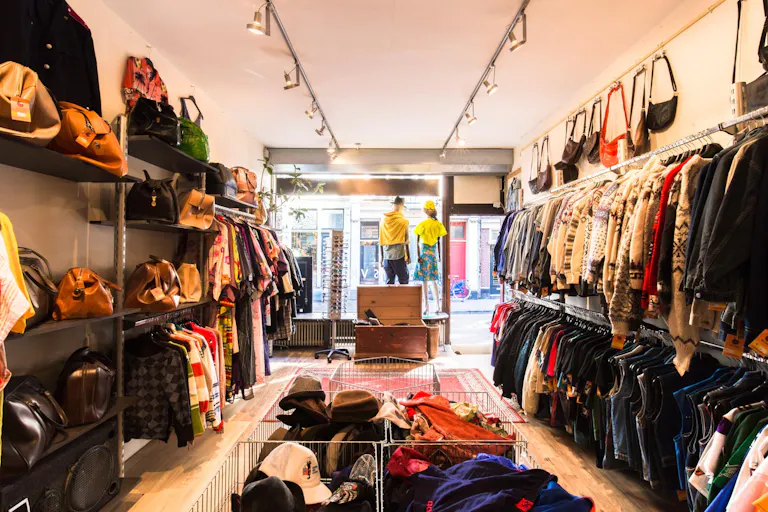 Pop-Up Store in Nine Streets - Image 0