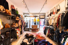 Pop-Up Store in Nine Streets - Image 0