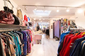 Pop-Up Store in Nine Streets - Image 7